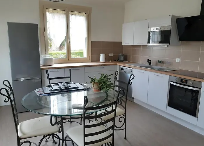 Agreable Maison Toute Equipee Durfort-Lacapelette