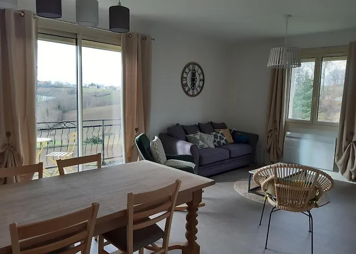 Agreable Maison Toute Equipee 別荘